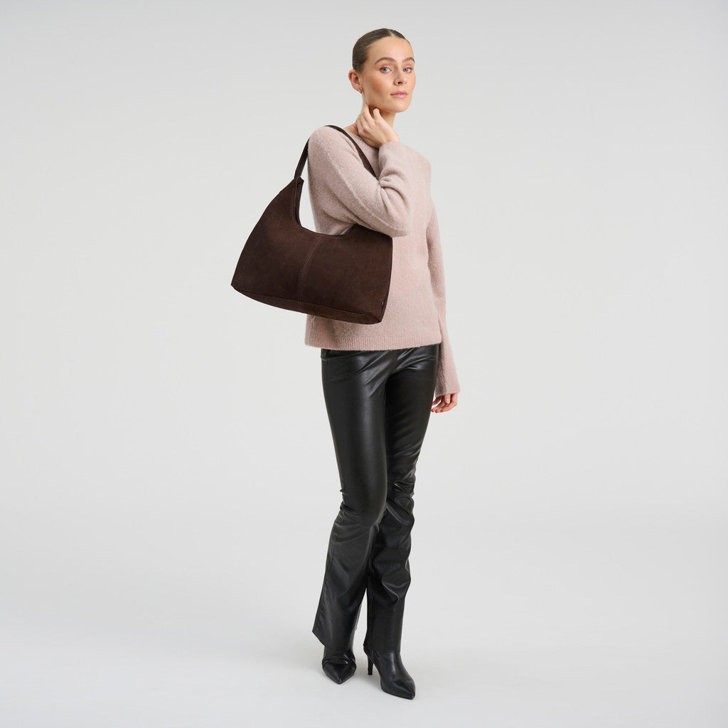 DEPECHE Bilbao suede shoulder bag Shoulderbag / Handbag 008 Chocolate