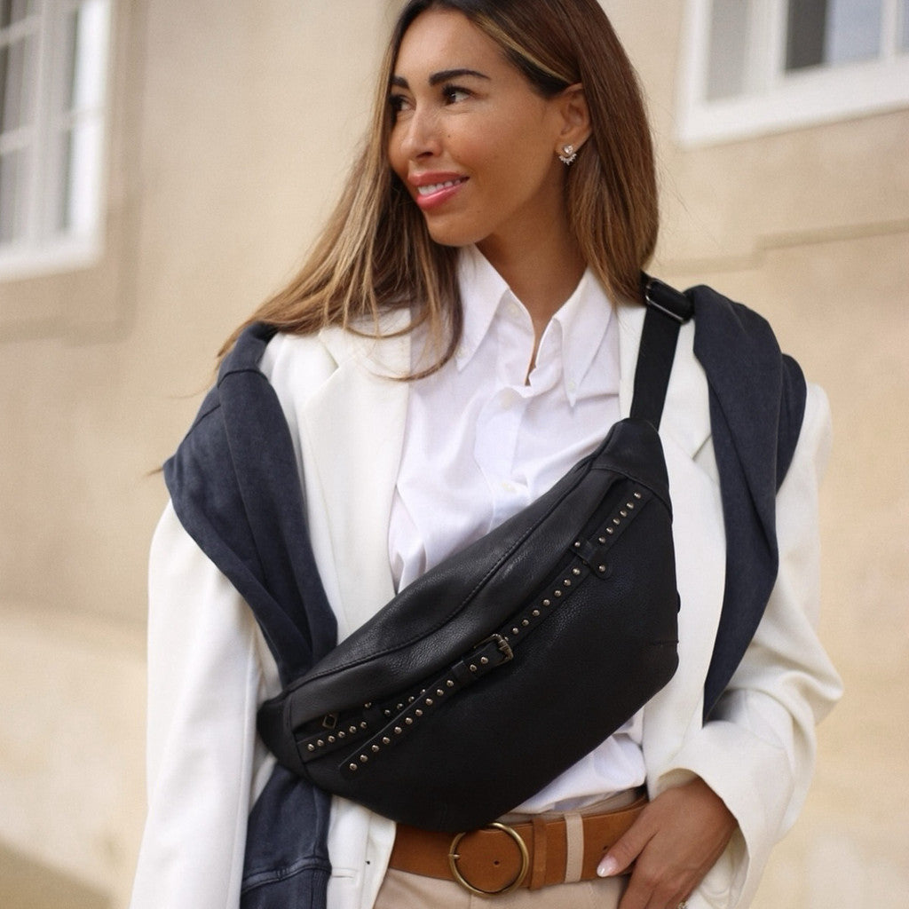 DEPECHE Bumbag with studs Bumbag 099 Black (Nero)