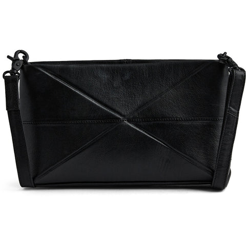 DEPECHE Classic clutch with a twist Clutch 099 Black (Nero)