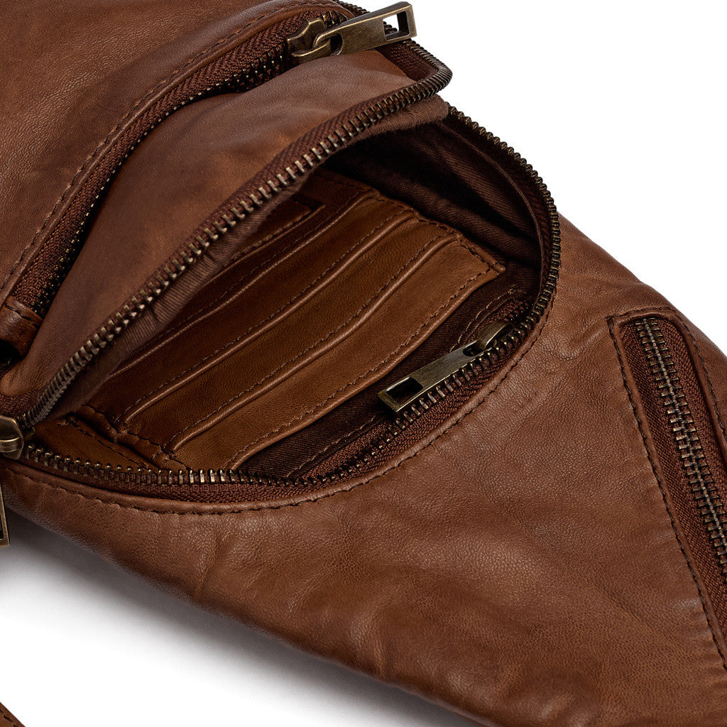 DEPECHE Cool unique bumbag in soft leather Bumbag 221 Chesterfield