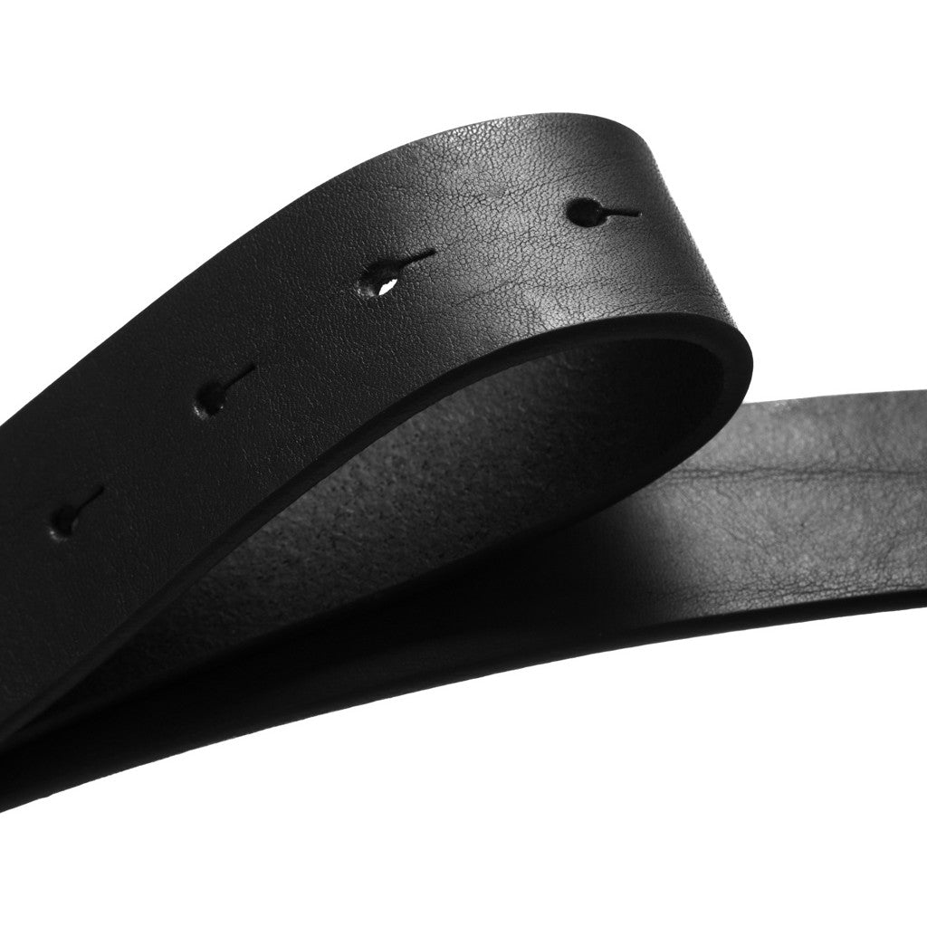 DEPECHE Exclusive and beautiful belt in soft leather Belt 099 Black