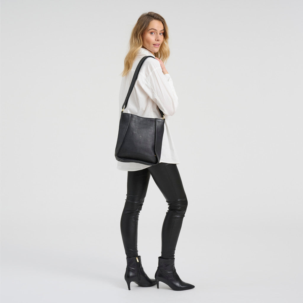 DEPECHE Feminine leather crossover bag Cross over 099 Black