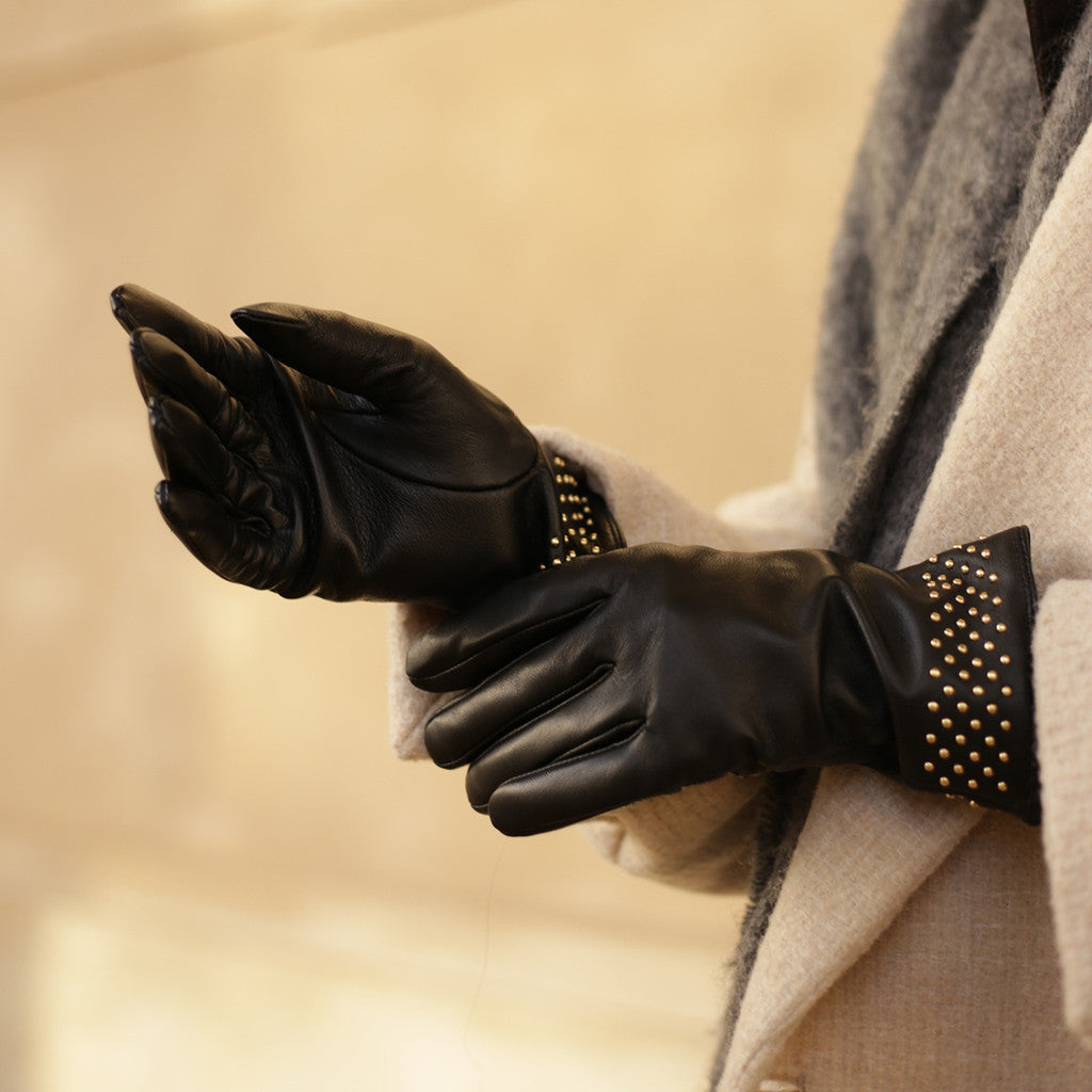 DEPECHE Leather gloves decorated with small studs Gloves 190 Black / Gold