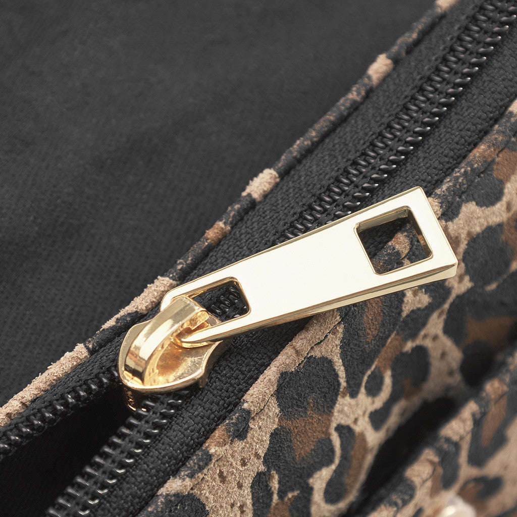 DEPECHE Mobile bag in soft leather Mobilebag 082 Leopard