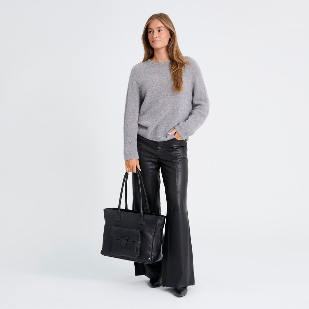 DEPECHE Powerfield sheep leather shoulder bag Shoulderbag / Handbag 099 Black