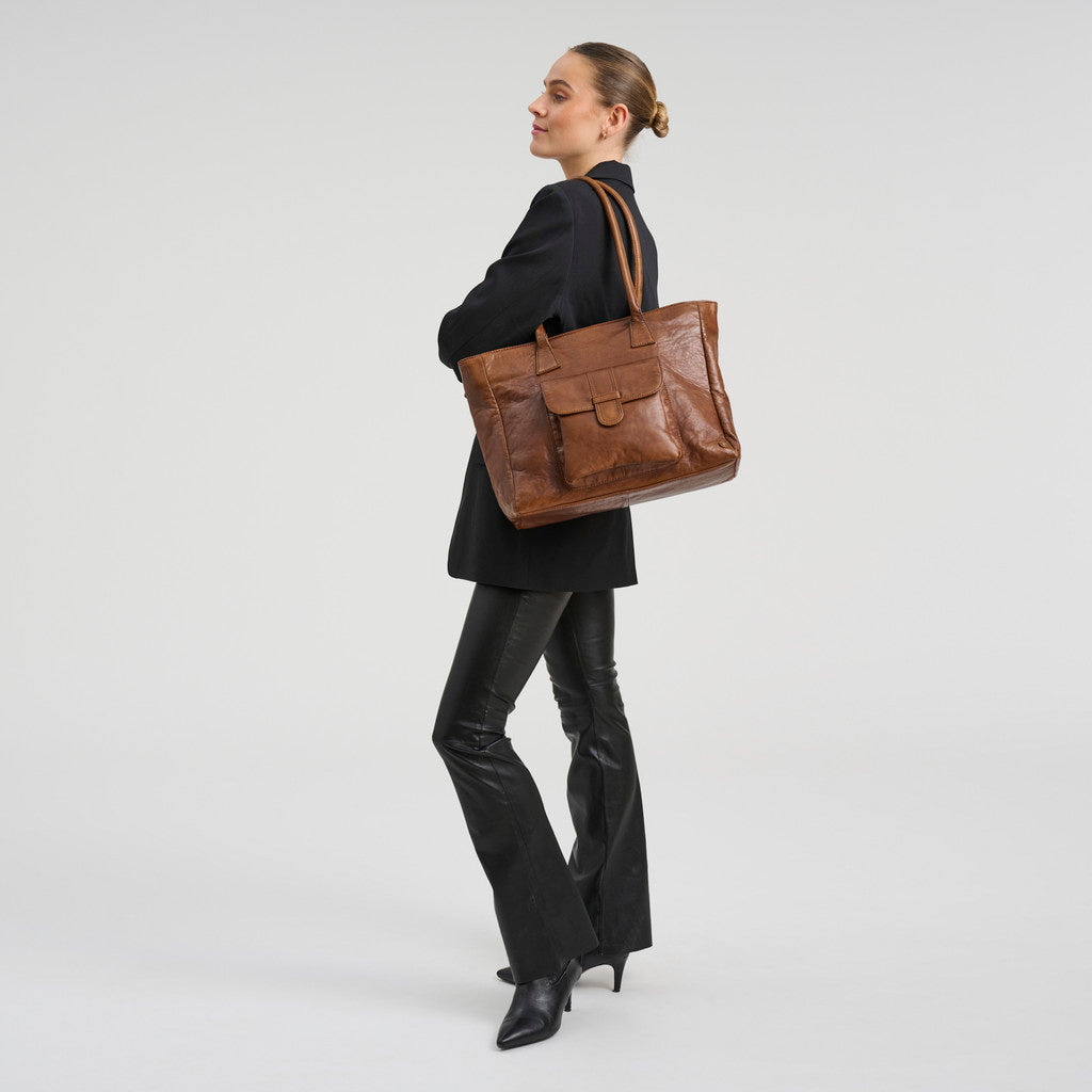 DEPECHE Powerfield sheep leather shoulder bag Shoulderbag / Handbag 221 Chesterfield