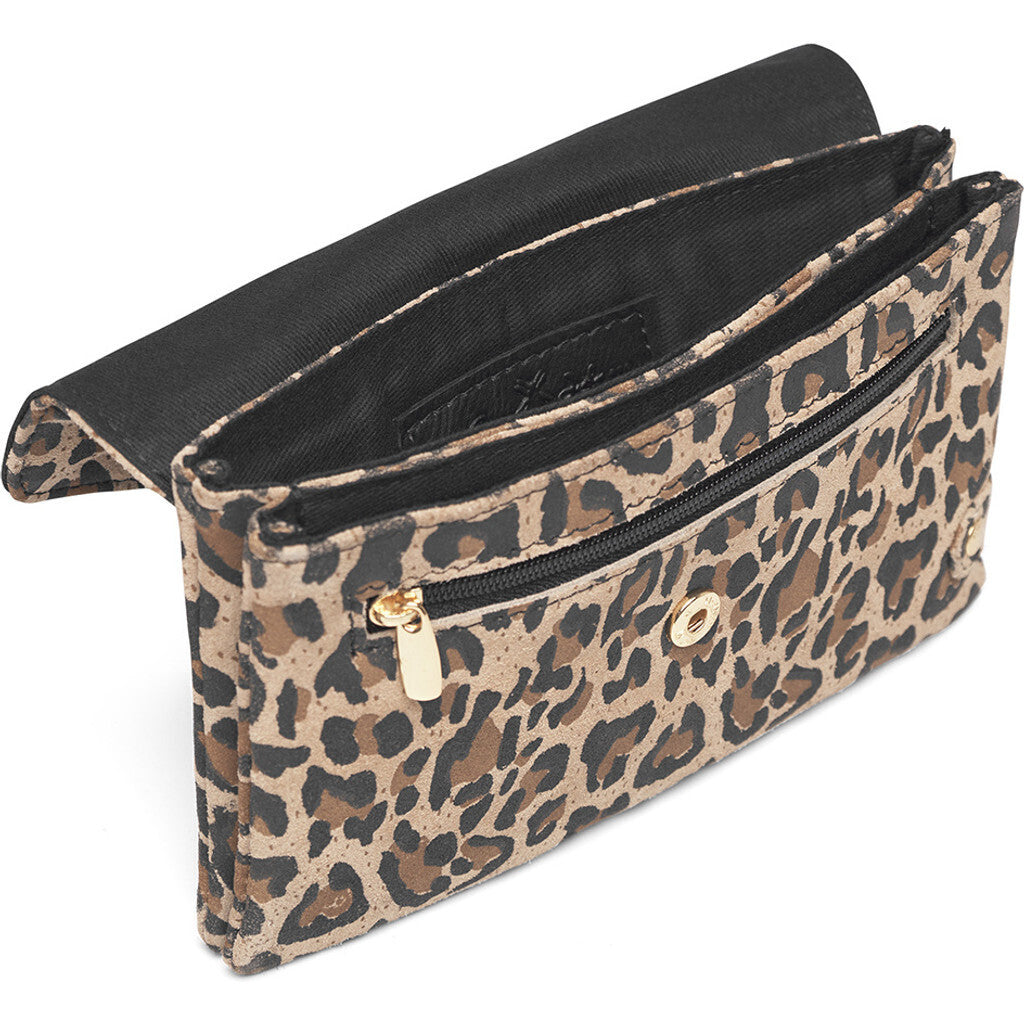 DEPECHE Purse/waist bag in soft leather and timeless design Purse / Credit card holder 082 Leopard