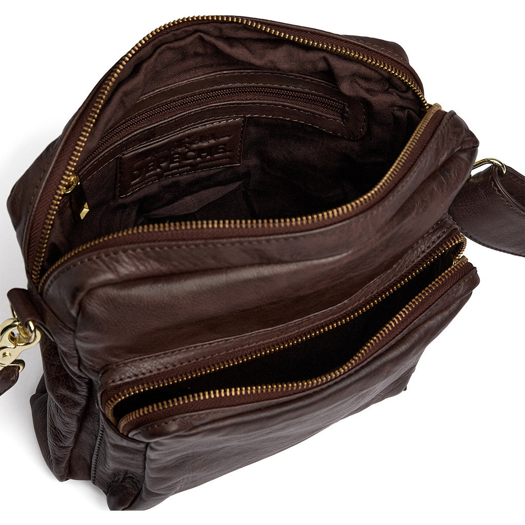 DEPECHE Simple crossover bag in beautiful leather Crossover 106 Coffee