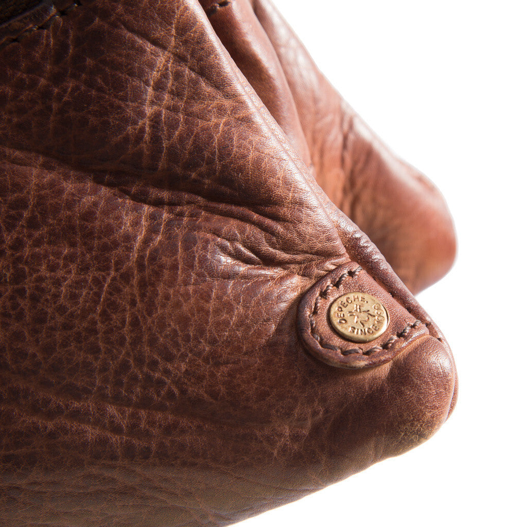 DEPECHE Small leatherbag with golden details Small bag / Clutch 133 Brandy