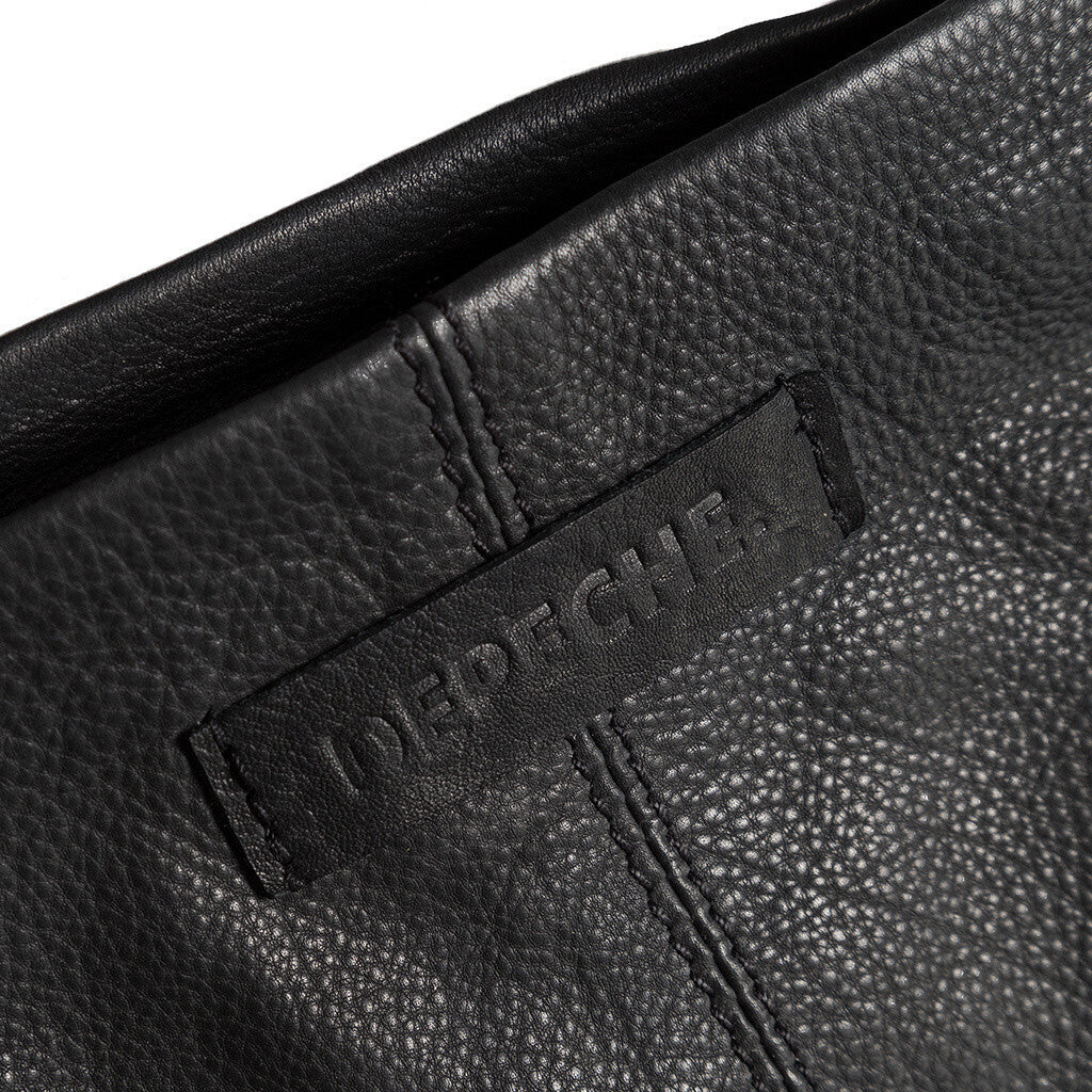 DEPECHE Spacious shoulder bag in nice leather quality Shoulderbag / Handbag 099 Black (Nero)