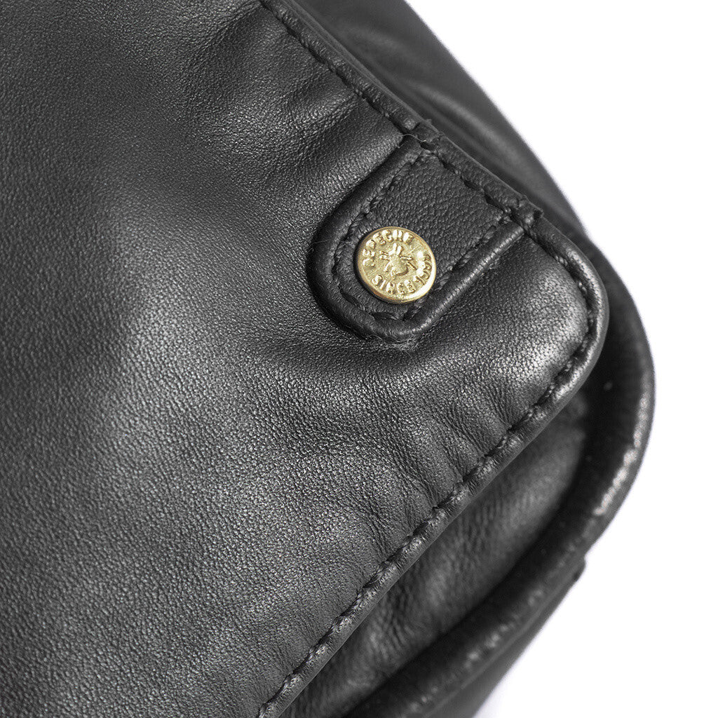 DEPECHE Stylish shoulderbag in soft leather quality Shoulderbag / Handbag 190 Black / Gold