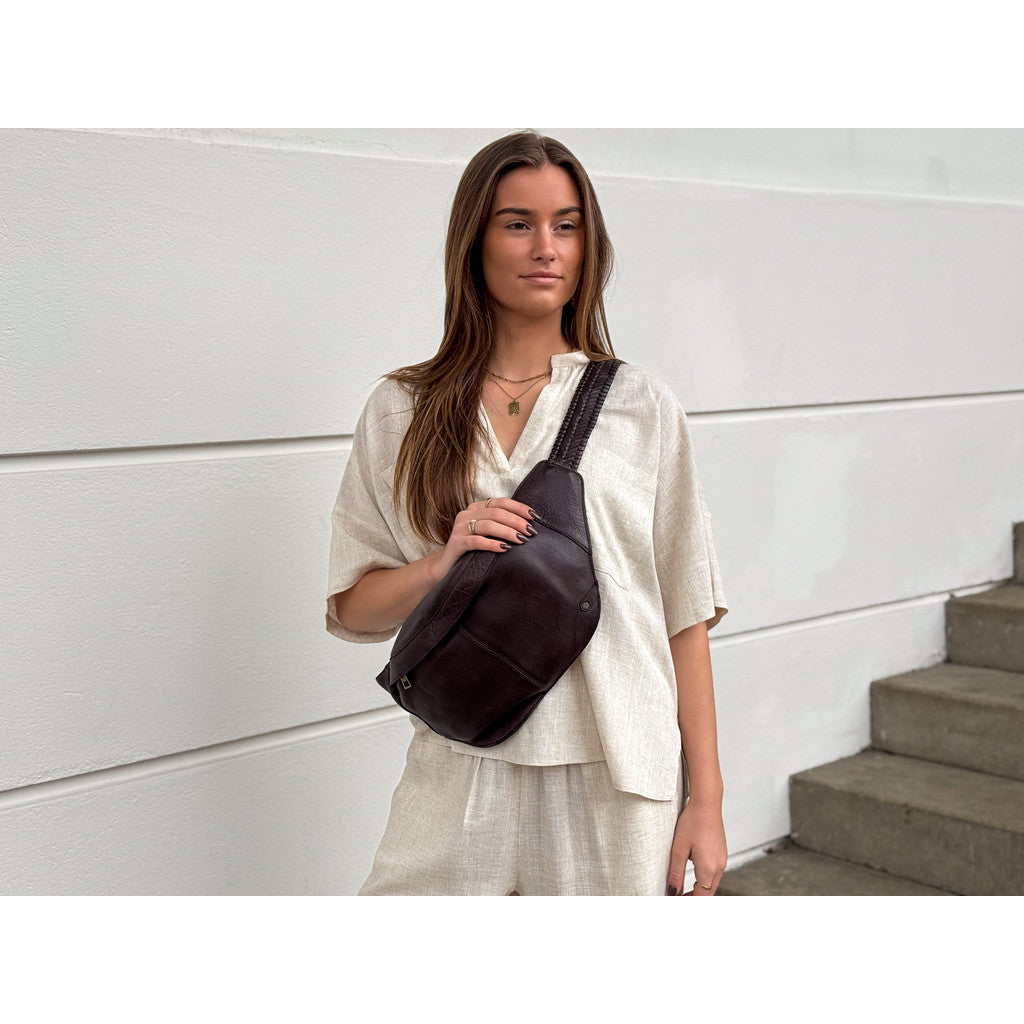 DEPECHE Trendy bumbag Bumbag 161 Dark brown