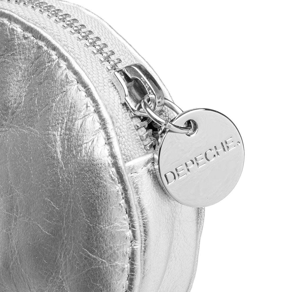 DEPECHE Small round leather purse en metallic look Purse / Credit card holder 207 Silver Metallic